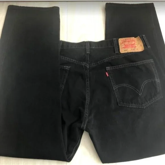 Levi's Men's 501 Black Denim Jeans Button Fly 42 x 32 - Picture 3 of 11